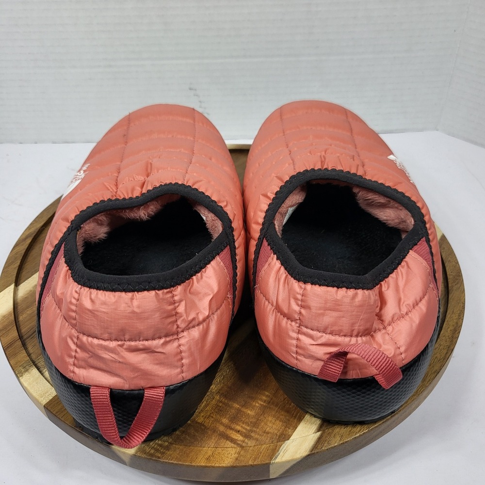 The North Face Women's ThermoBall Traction Mule V Slippers Pink Size 9 - Picture 5 of 11